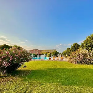 4* Отель Bella